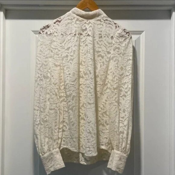 H&M Tops - H&M ivory lace top, size XS